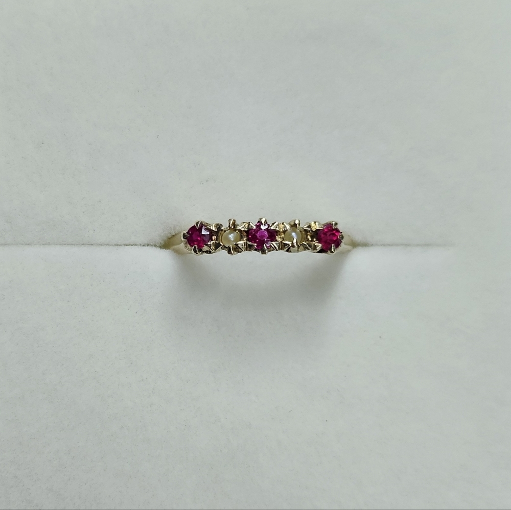 10K Ruby And Pearl Ring